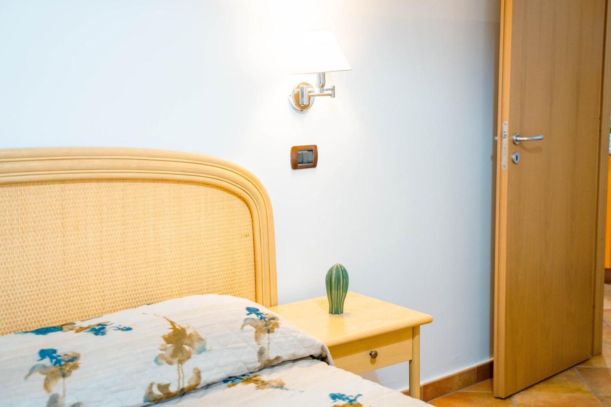 Le Tartarughe Aparthotel Letojanni Eksteriør billede